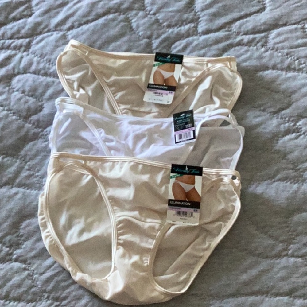 Vanity Fair Illumination String Bikini Bundle of 3 NWT